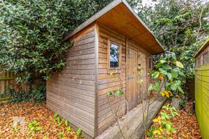 Photo 30- click for photo gallery